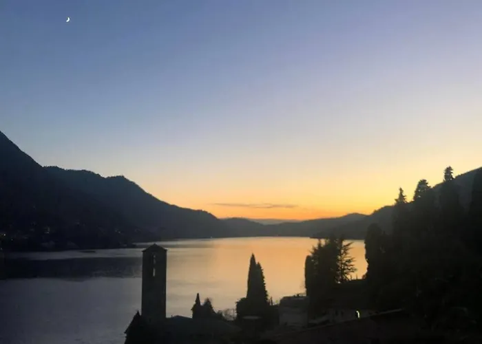 شقة Hugau Carate Urio